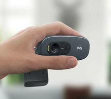 Charger l&#39;image dans la galerie, Webcam Logitech C270 HD avec micros à réduction de bruit pour les appels vidéo - Noir
